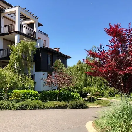 Sunny Santa Marina Apartment *