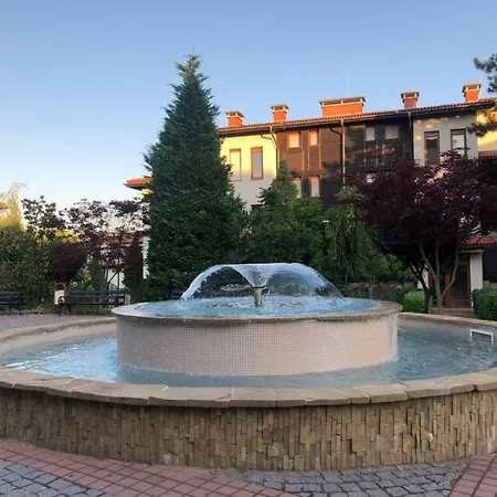 Sunny Santa Marina Apartment